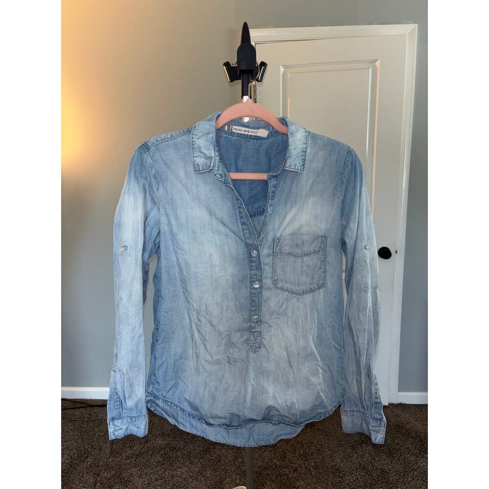 XS Chelsea & Violet Denim Top